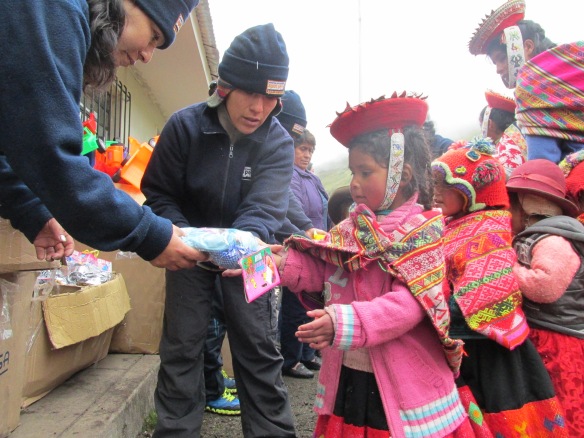 Merry Christmas in Chaullacocha, foto Apus Peru 2014